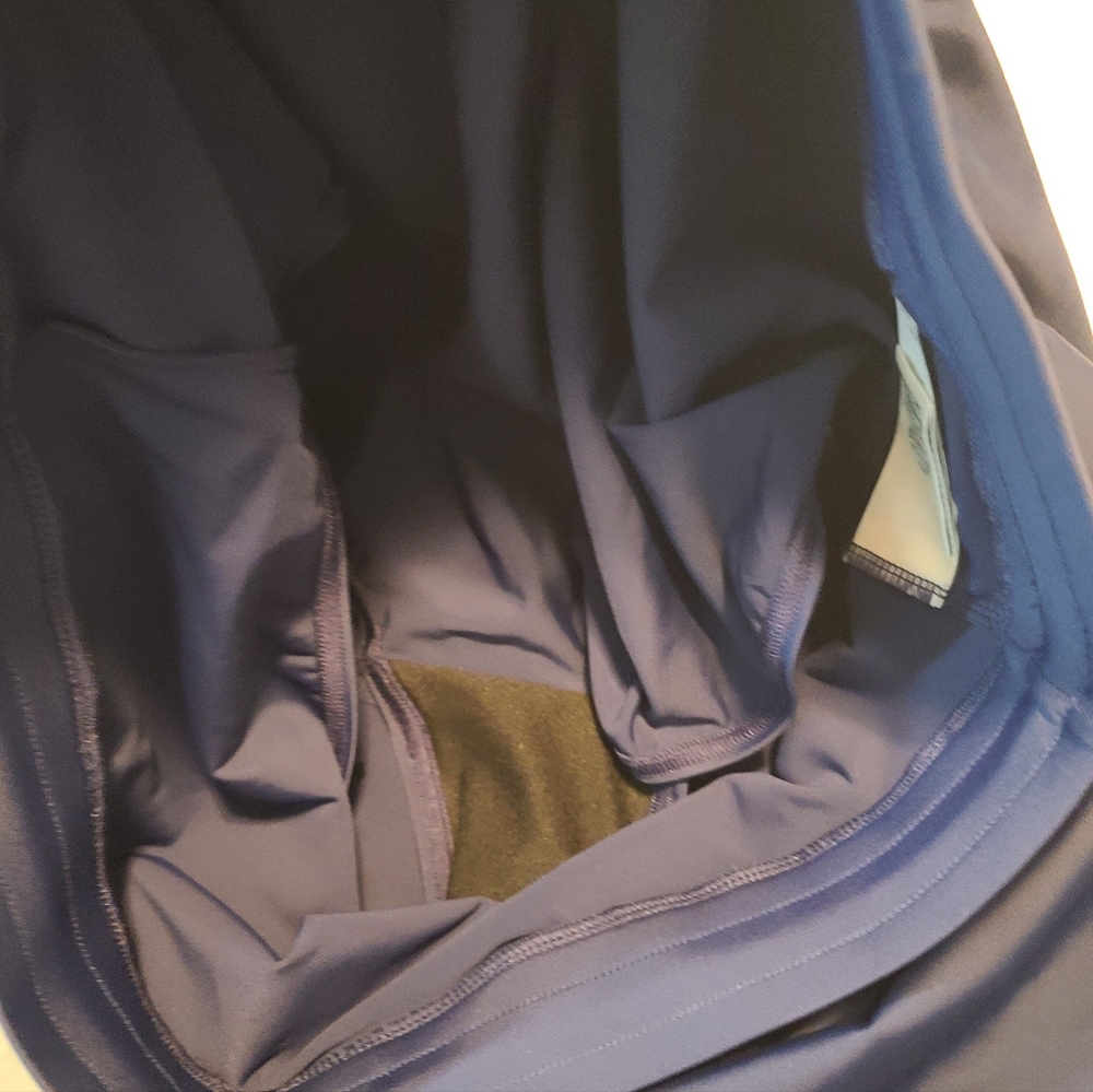 L.L. Bean Women's Lined Swim Shorts - Picture 6 of 6